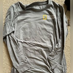 Medium National Geographic Gray long sleeve